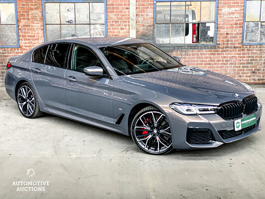 BMW 520e M-Sport Business Edition Plus 204pk 2022 -Orig. NL- 5-Serie, N-654-VK Fabrieksgarantie