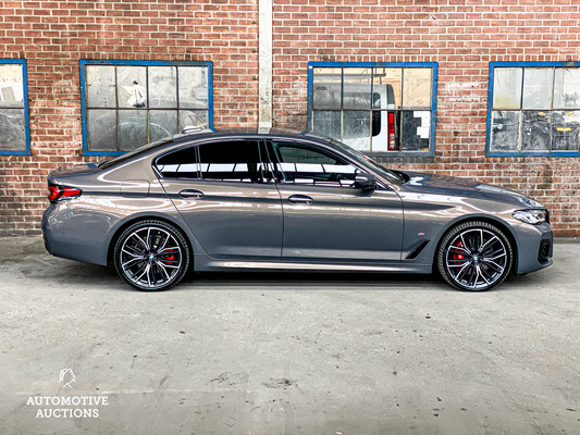 BMW 520e M-Sport Business Edition Plus 204hp 2022 -Orig. NL- 5 Series, N-654-UK Manufacturer's Warranty