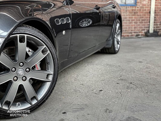 Maserati Quattroporte GTS 4.7 V8 439pk 2011