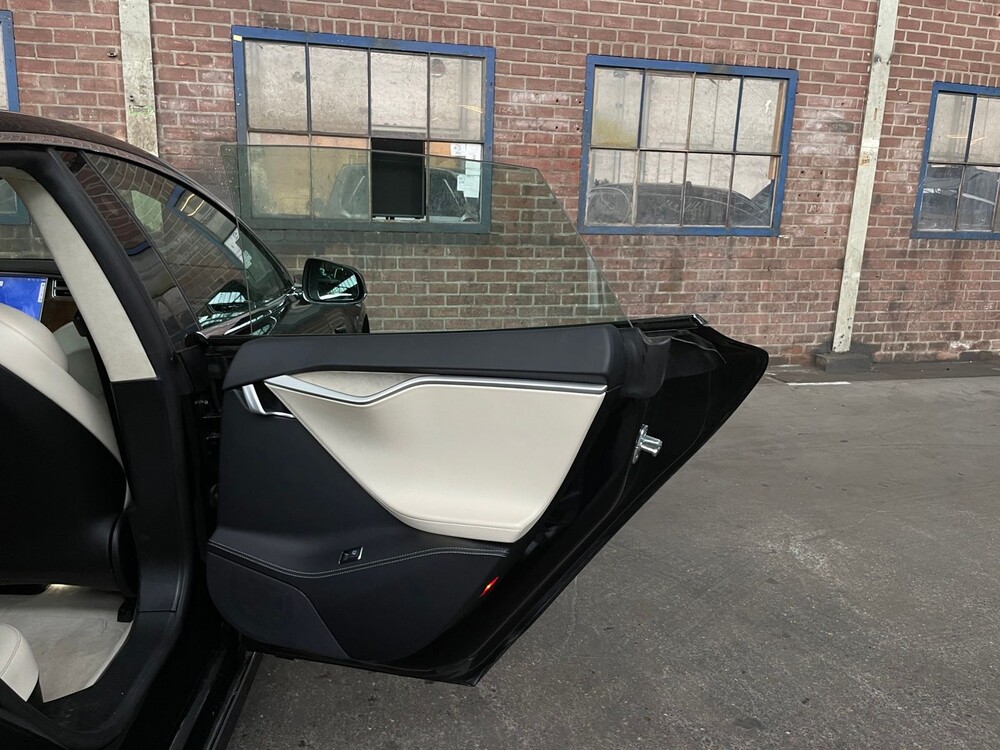 Tesla Model S 75D Basis -FACELIFT- 333PS 2018, SK-883-X