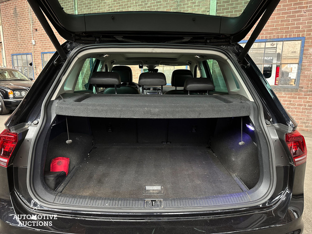 Volkswagen Tiguan 2.0 TDI Connected 190PS 2016, NF-933-L