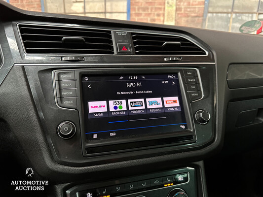 Volkswagen Tiguan 2.0 TDI Connected 190pk 2016, NF-933-L