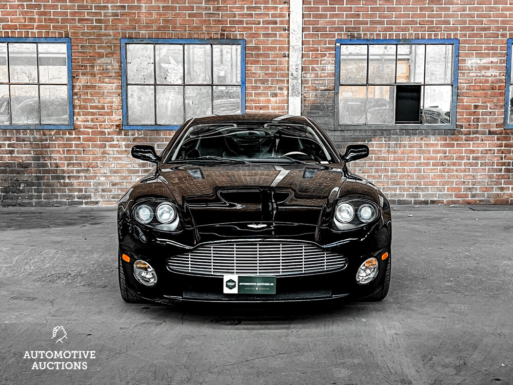 Aston Martin Vanquish 5.3 V12 460hp 2004 -Youngtimer-