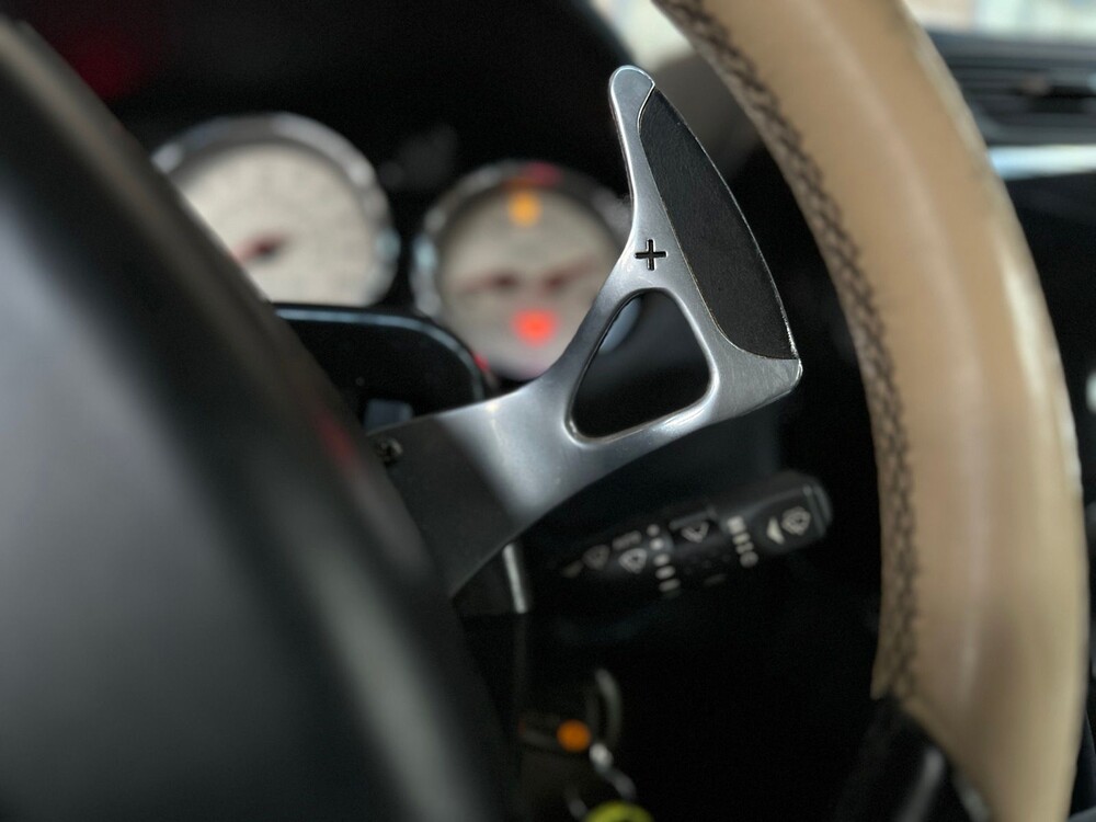 Aston Martin Vanquish 5.3 V12 460hp 2004 -Youngtimer-