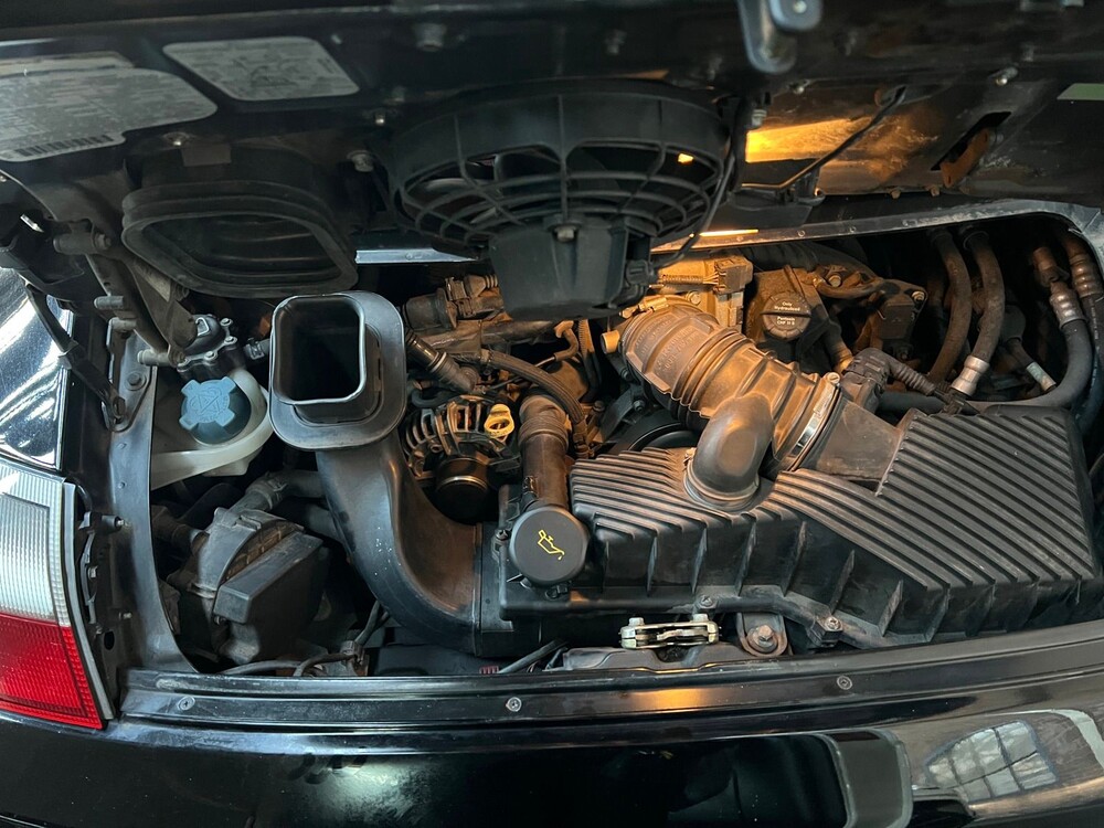 Porsche 911 Carrera 4 996 3.4 Coupé 301hp 1999, 53-GVJ-6 -Youngtimer-