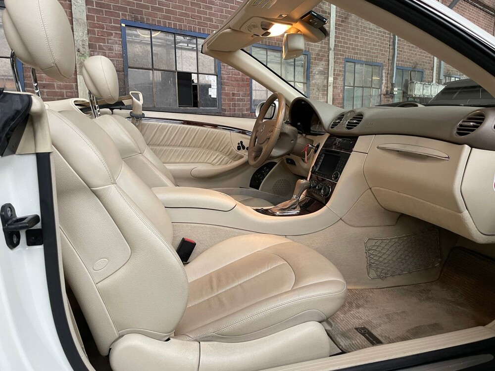 Mercedes-Benz CLK350 Cabriolet 3.5 V6 272hp 2007 -Youngtimer-