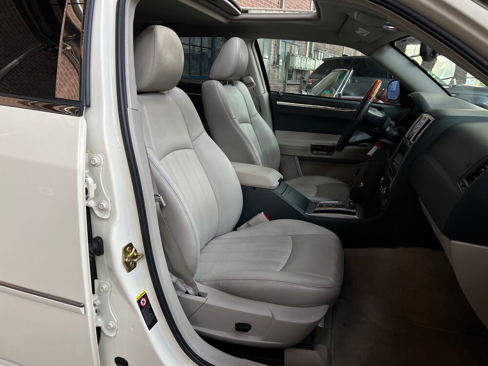 Chrysler 300C HEMI 5.7 V8 340hp 2006 -Youngtimer-