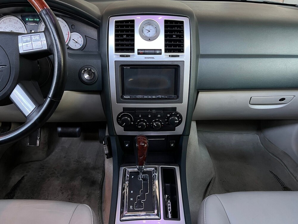 Chrysler 300C HEMI 5.7 V8 340hp 2006 -Youngtimer-