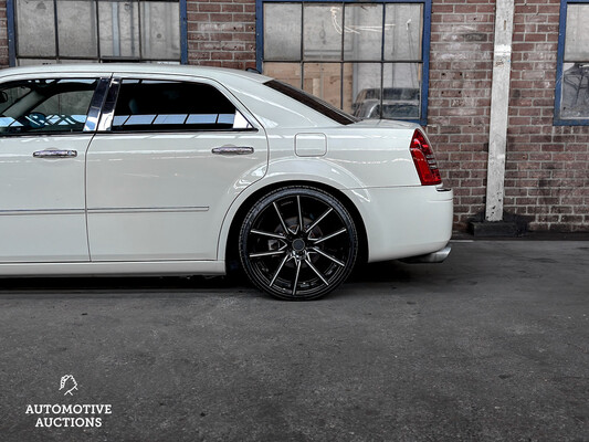 Chrysler 300C HEMI 5.7 V8 340hp 2006 -Youngtimer-