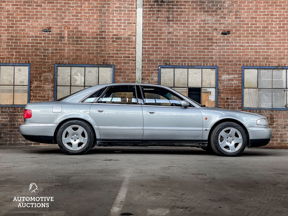 Audi A8 3.7 V8 Quattro 230hp 1996, S-080-ZJ -Youngtimer-