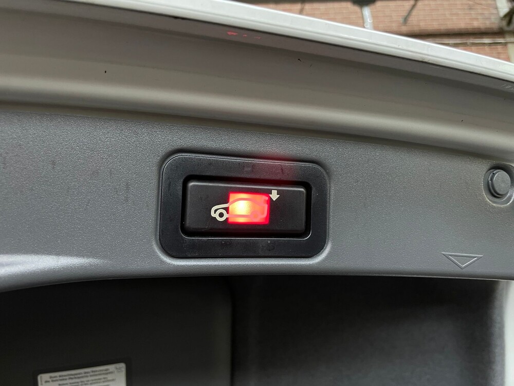 BMW 760Li E65 6.0 V12 445hp 2004