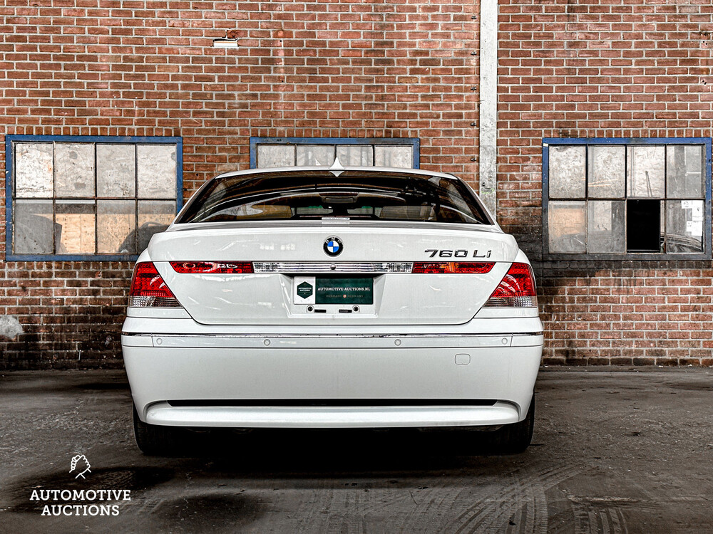 BMW 760Li E65 6.0 V12 445hp 2004