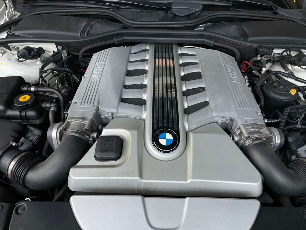 BMW 760Li E65 6.0 V12 445hp 2004