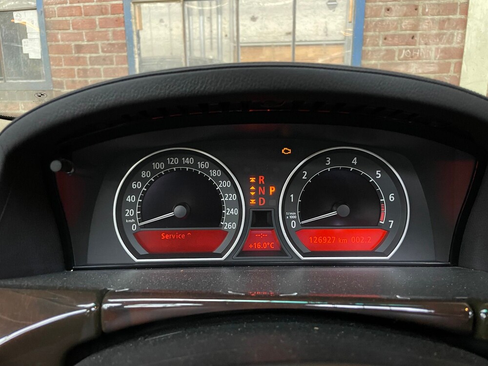 BMW 760Li E65 6.0 V12 445hp 2004