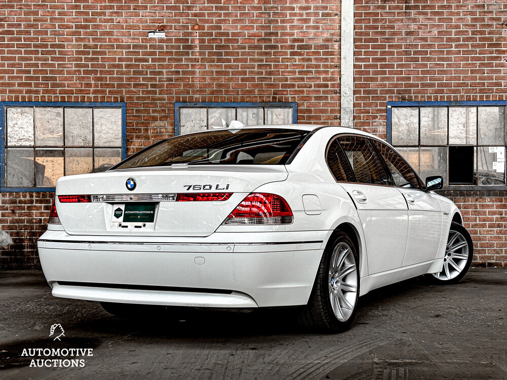 BMW 760Li E65 6.0 V12 445hp 2004
