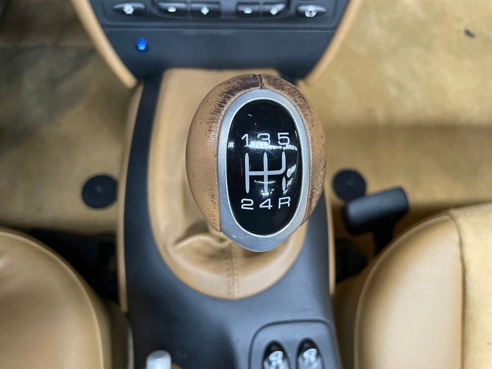 Porsche Boxster 986 2.7 -Facelift- 228hp 2004 -YOUNGTIMER-