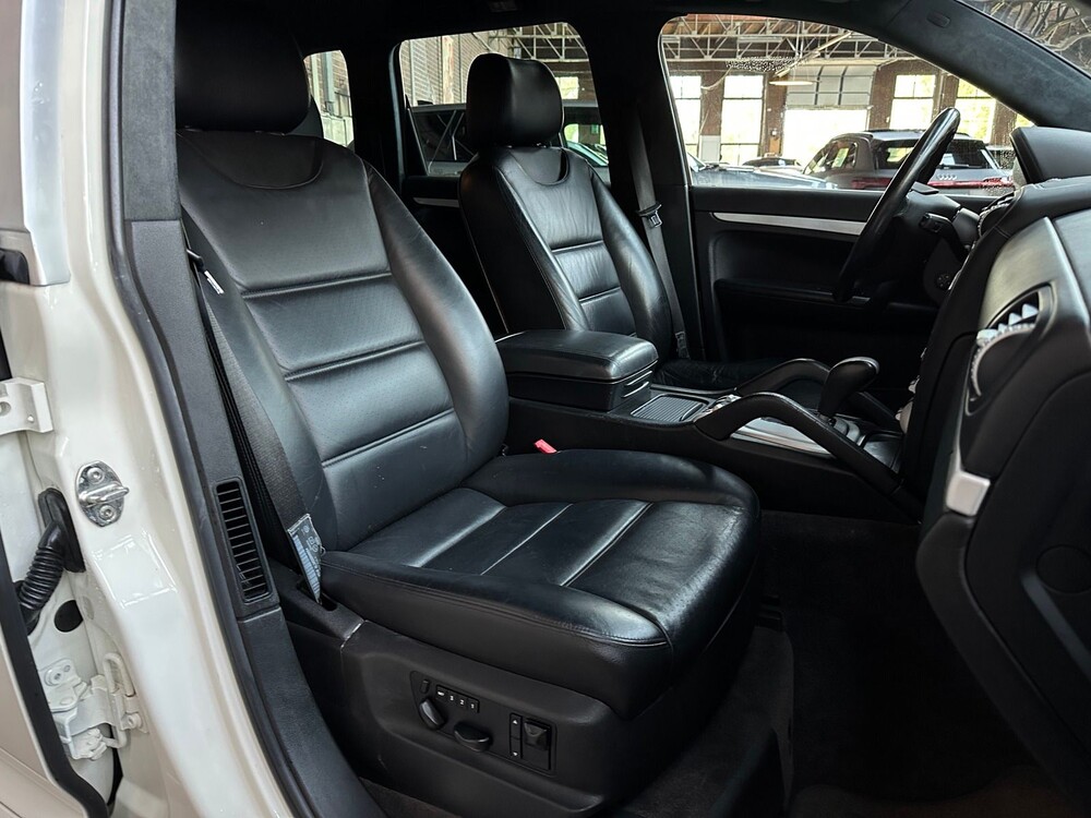 Porsche Cayenne Turbo 4.5 V8 450hp 2005 -Youngtimer-