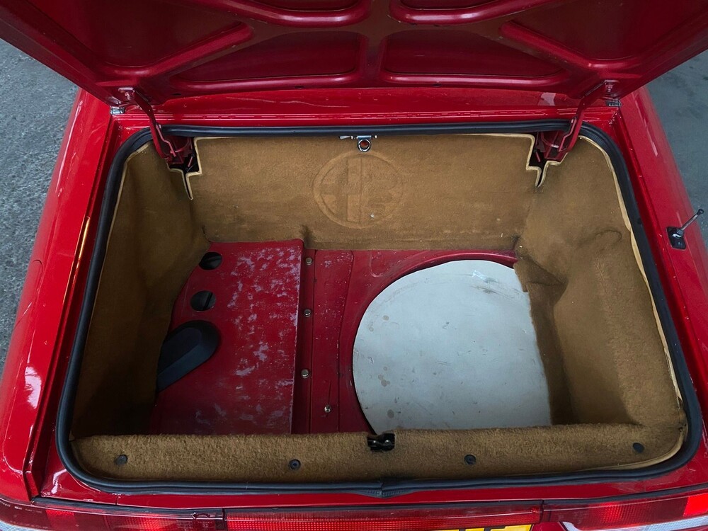 Alfa Romeo Spider 2.0 1991 117hp -Orig. NL-, YZ-30-YF -Youngtimer- 