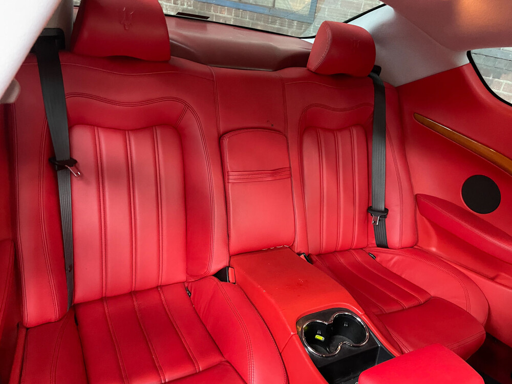 Maserati GranTurismo 4.2 V8 405hp 2008