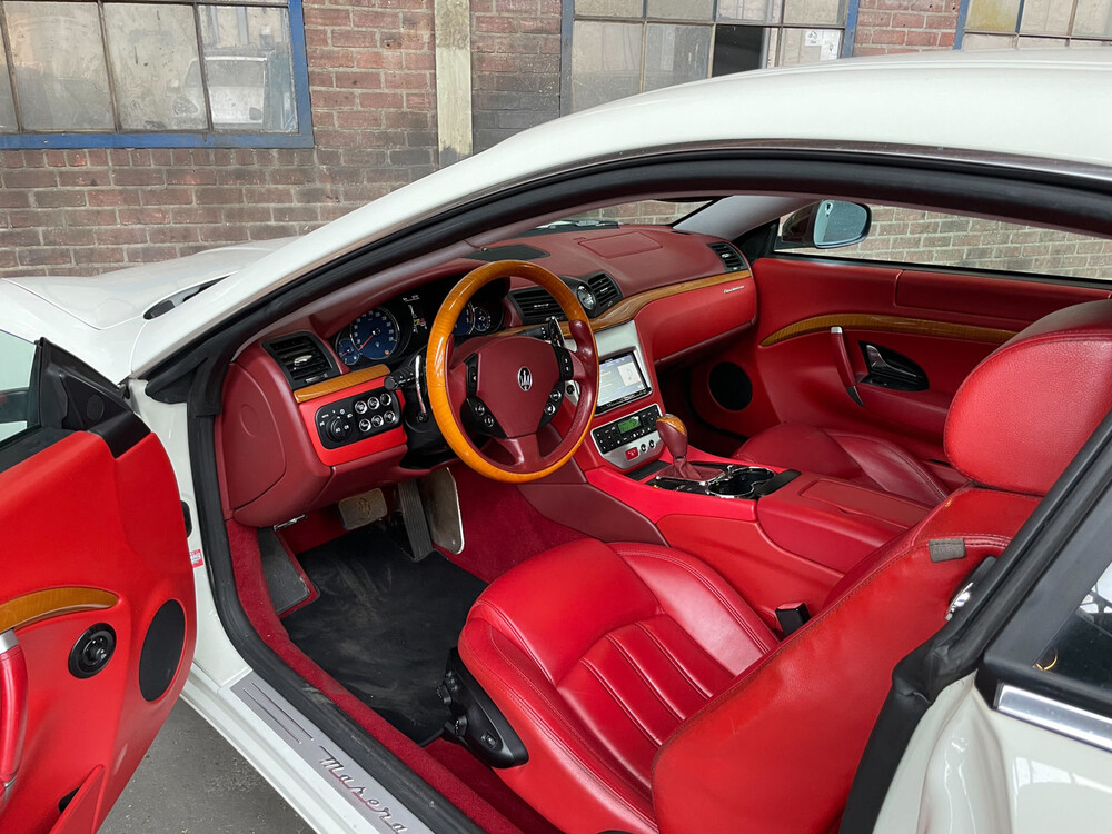 Maserati GranTurismo 4.2 V8 405hp 2008