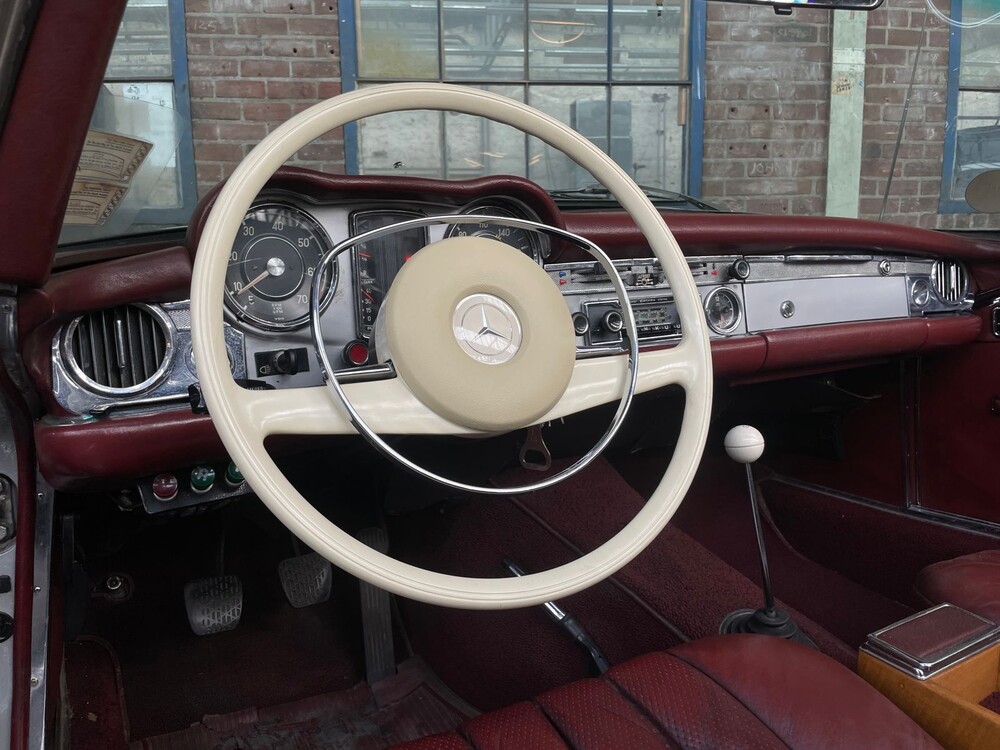 Mercedes-Benz 280SL Pagoda W113 185hp 1970 SL Class, GT-72-KX