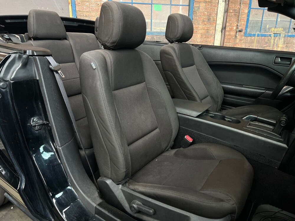 Ford Mustang 4.0 V6 Cabriolet 209hp 2007 -Youngtimer-