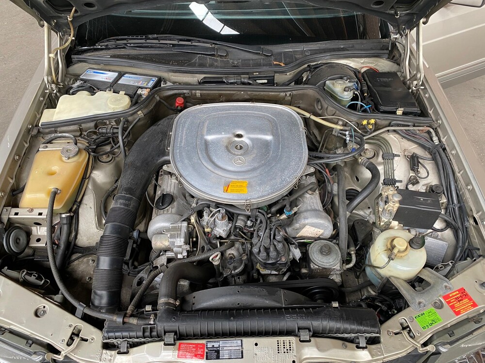 Mercedes-Benz 380 SEC 204hp 1985 S-Class, 57-LZB-9