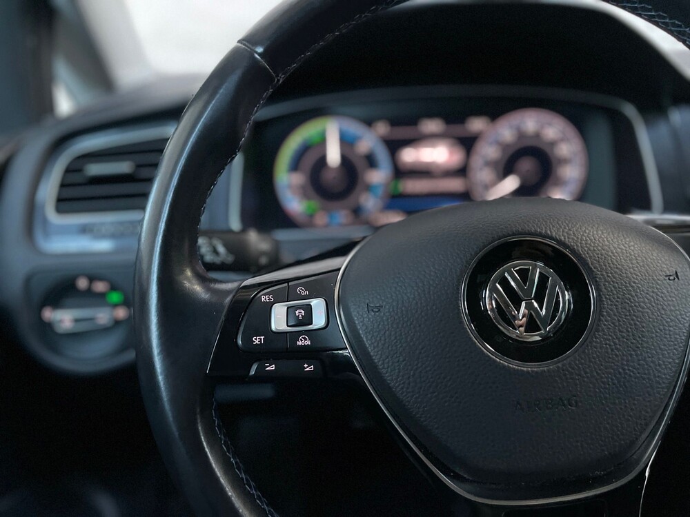 Volkswagen e-Golf 100kw 2018 -Orig. NL-, TG-877-J