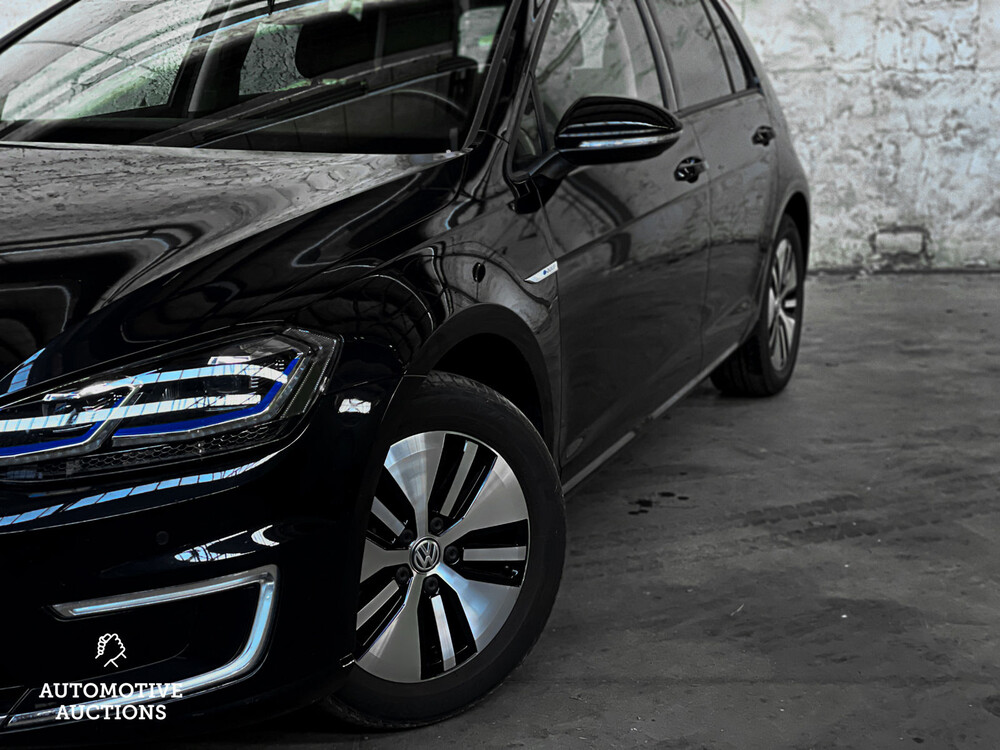 Volkswagen e-Golf 100kw 2018 -Orig. NL-, TG-877-J