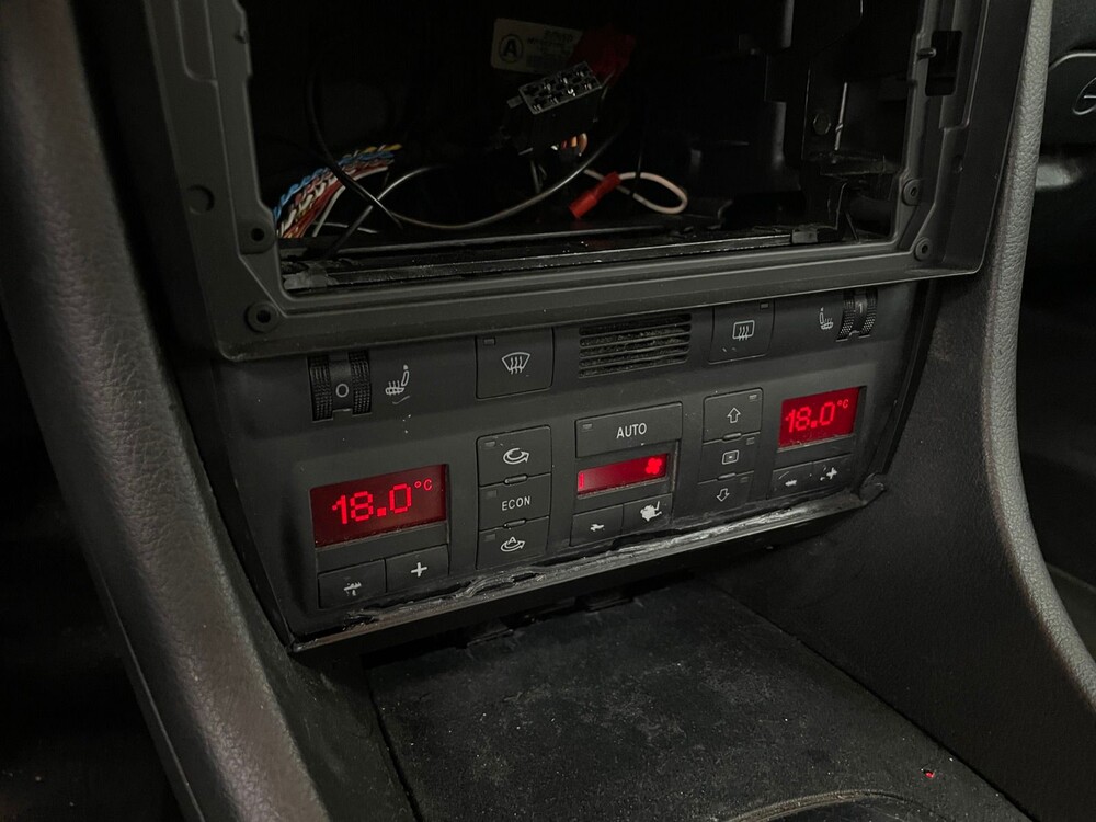  Audi A6 Avant 2.7 v6 quattro Advance 230PS 2000, 94-NN-GB -Yountimer-