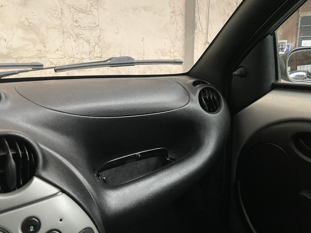 Ford Ka 1.3 Centennial 60PS 2003 -Orig. NL-, 14-ND-GP