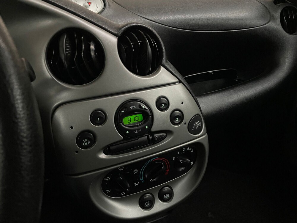 Ford Ka 1.3 Centennial 60PS 2003 -Orig. NL-, 14-ND-GP