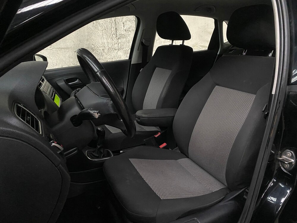 Volkswagen Polo 1.2 TDI BlueMotion Comfortline 75PS 2011 -Orig. GB-, 62-SJL-2-KARTON