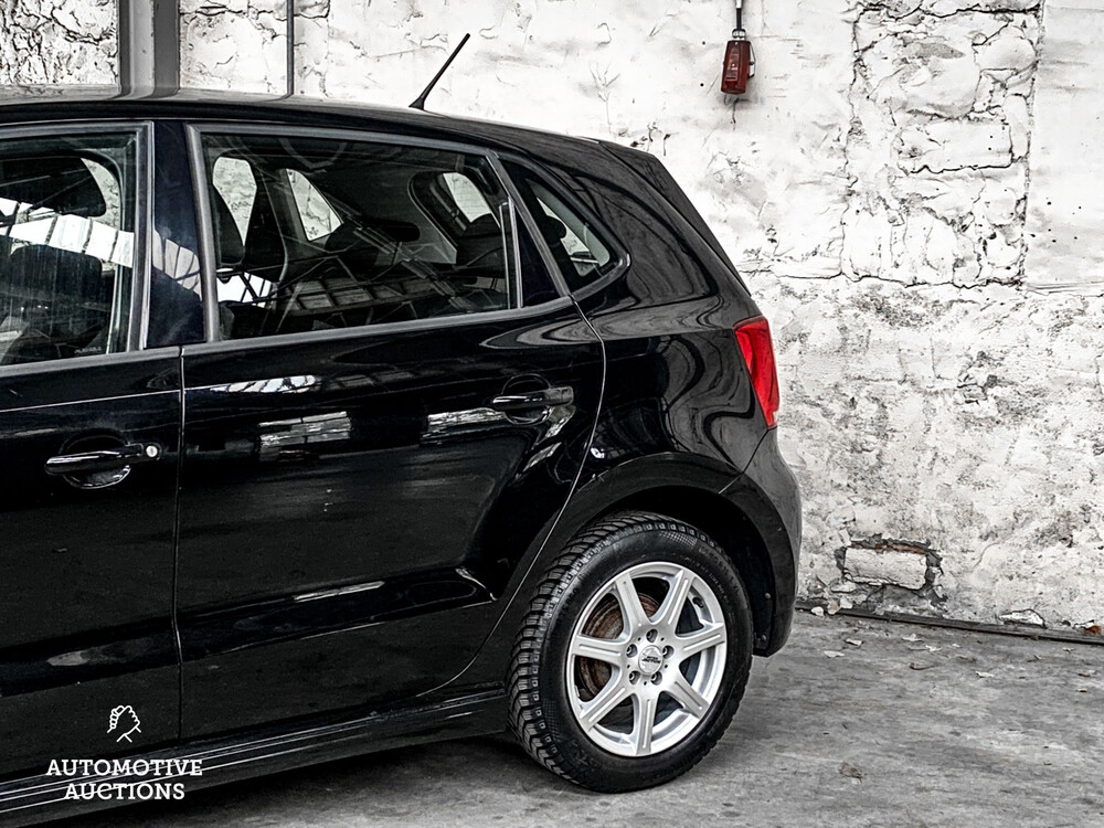 Volkswagen Polo 1.2 TDI BlueMotion Comfortline 75PS 2011 -Orig. GB-, 62-SJL-2-KARTON