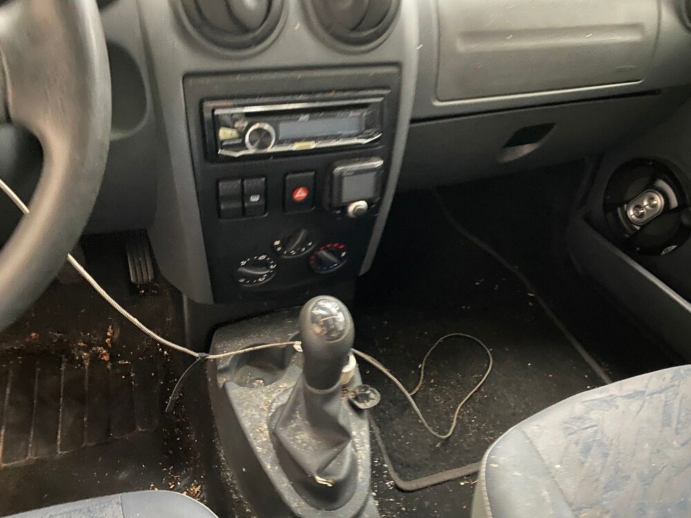 Dacia Logan 1.4 75PS 2009 -Orig. EN-, 62-HXJ-9