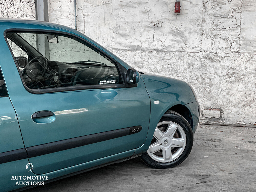 Renault Clio 1.2-16V 75PS 2004 -Orig. NL-, 98-PH-DZ