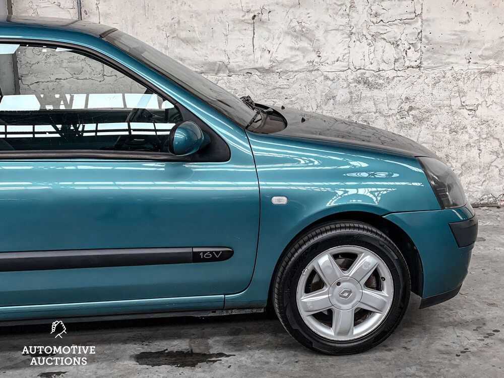 Renault Clio 1.2-16V 75PS 2004 -Orig. NL-, 98-PH-DZ