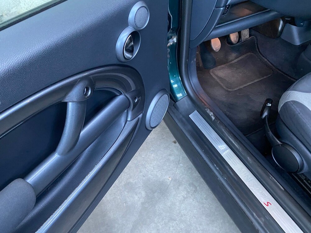 Mini Cooper S 1.6 163PS 2002, 82-JNL-1