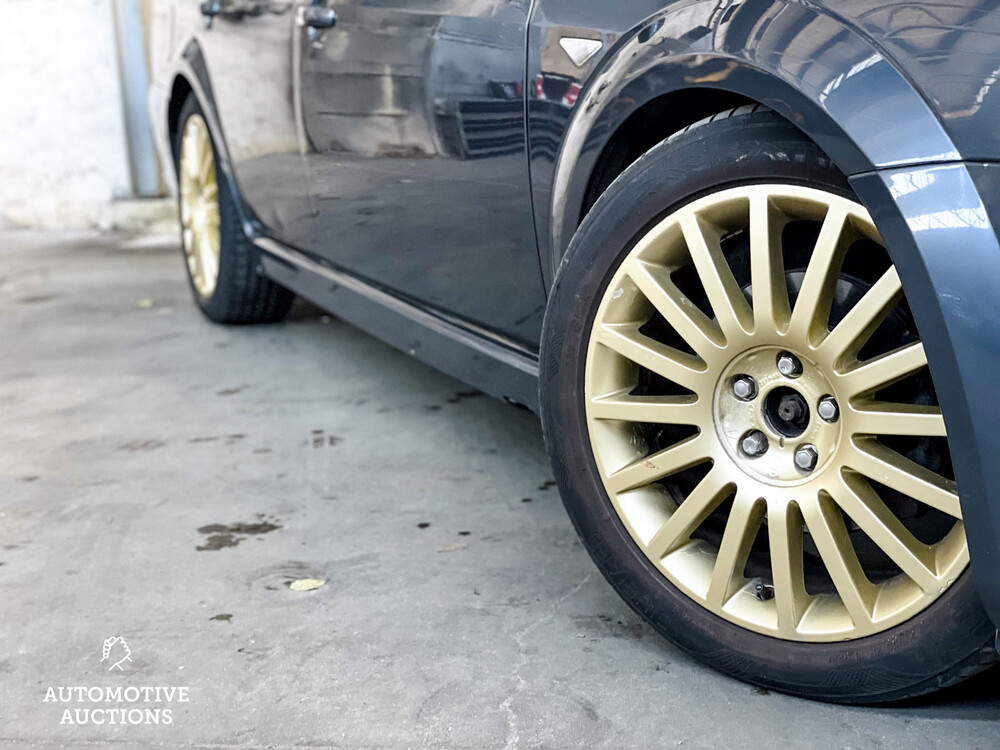 Ford Mondeo Kombi 3.0 V6 ST220226PS 2003, G-399-NH