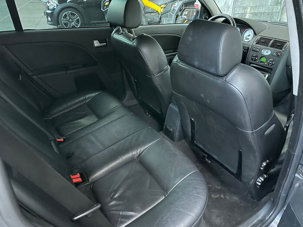 Ford Mondeo Kombi 3.0 V6 ST220226PS 2003, G-399-NH