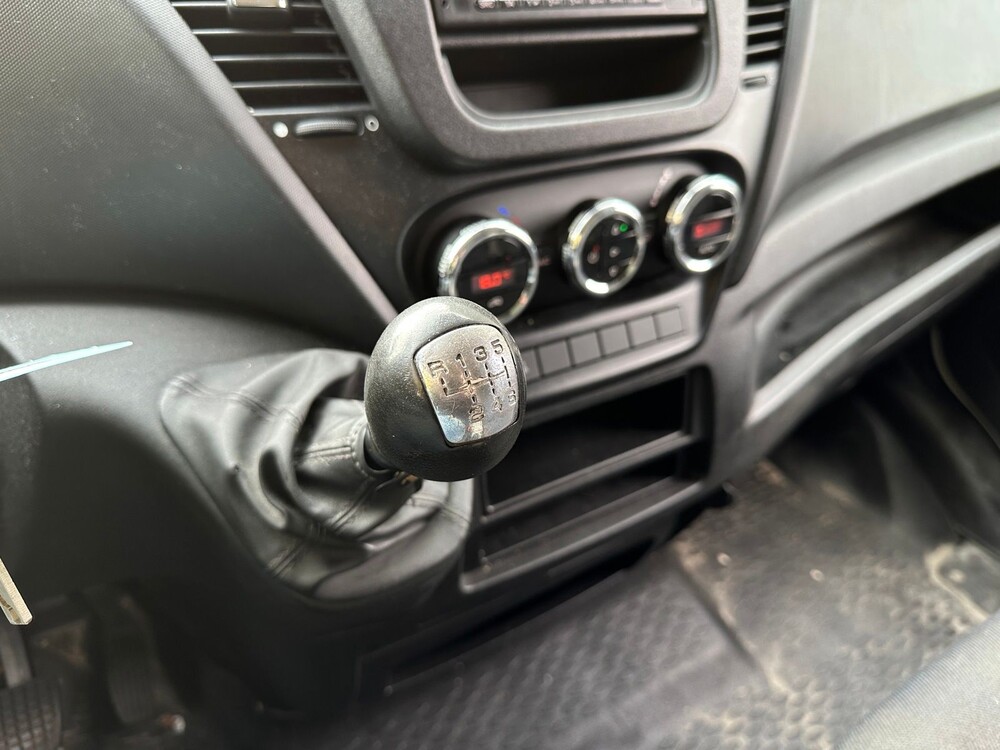 Iveco Daily 35C 16V 2.3 410 H3 156PS 2016, V-925-XZ -Starr-