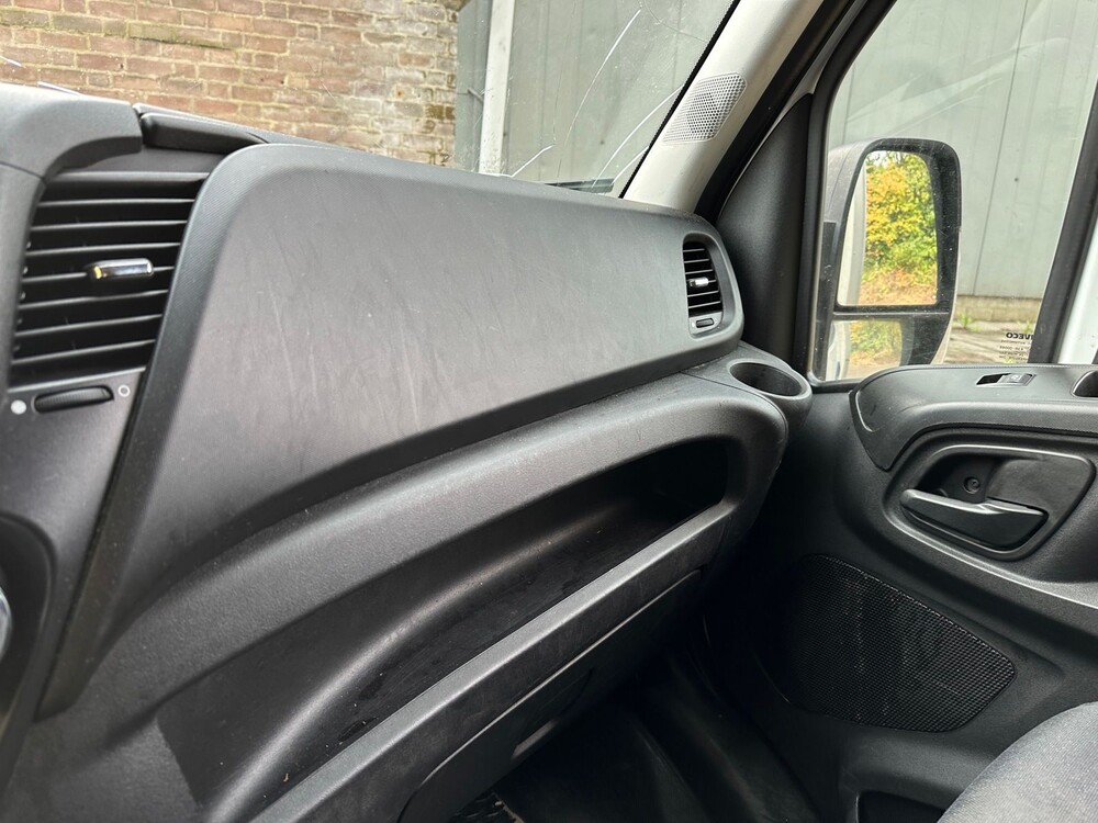 Iveco Daily 35C 16V 2.3 410 H3 156PS 2016, V-925-XZ -Starr-