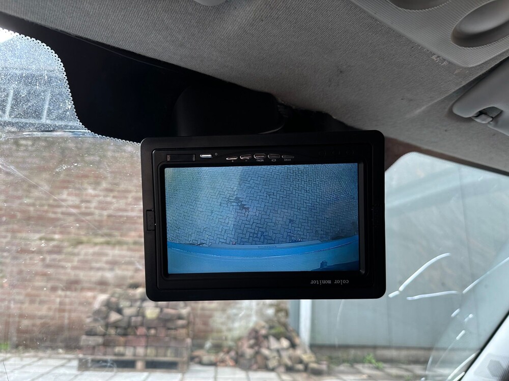 Iveco Daily 35C 16V 2.3 410 H3 156PS 2016, V-925-XZ -Starr-