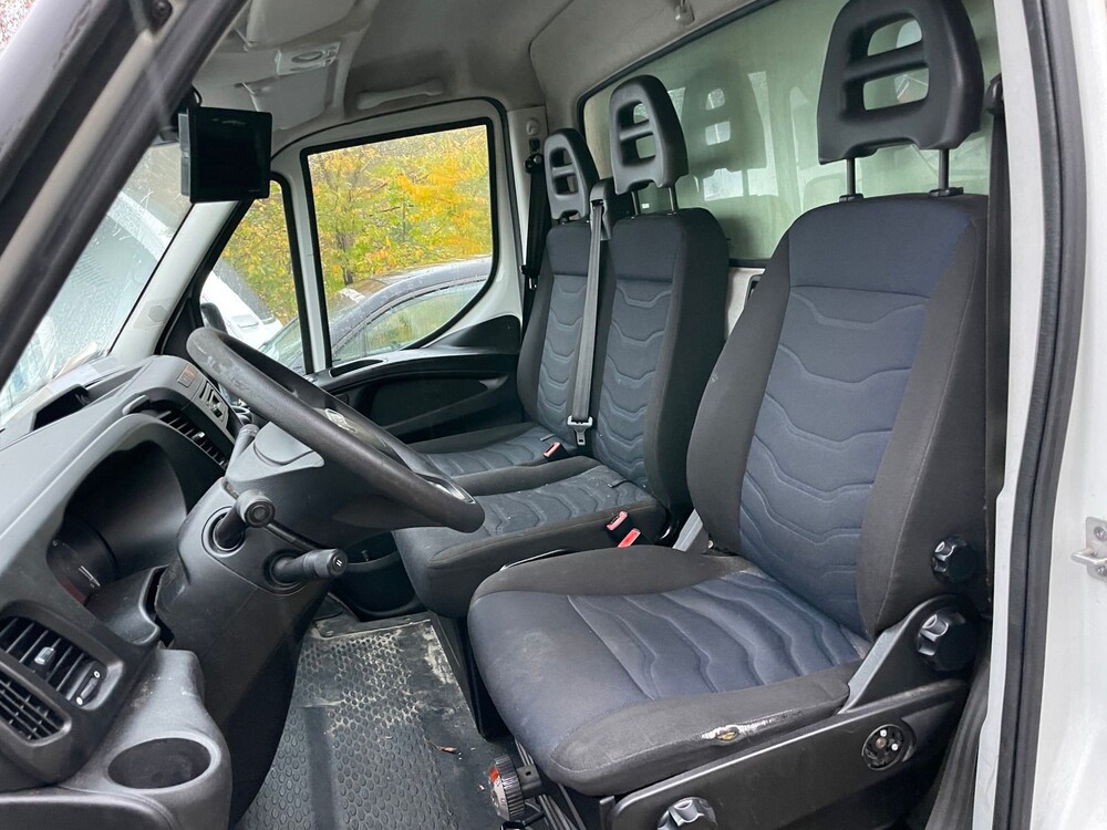 Iveco Daily 35C 16V 2.3 410 H3 156PS 2016, V-925-XZ -Starr-