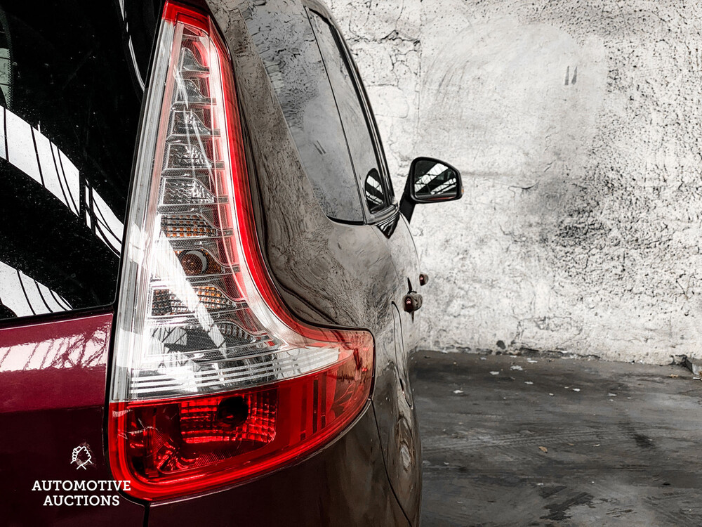 Renault Grand Scenic Bose 1.2 TCe 131PS 2014 -Orig. NL-, 8-TGK-75