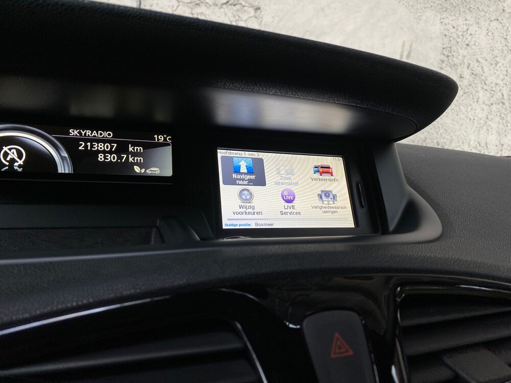 Renault Grand Scenic Bose 1.2 TCe 131PS 2014 -Orig. NL-, 8-TGK-75