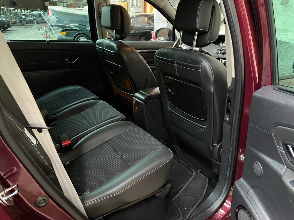 Renault Grand Scenic Bose 1.2 TCe 131PS 2014 -Orig. NL-, 8-TGK-75