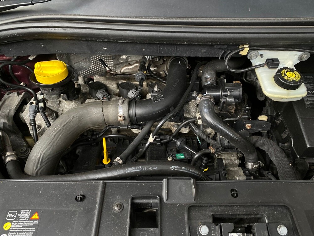 Renault Grand Scenic Bose 1.2 TCe 131PS 2014 -Orig. NL-, 8-TGK-75