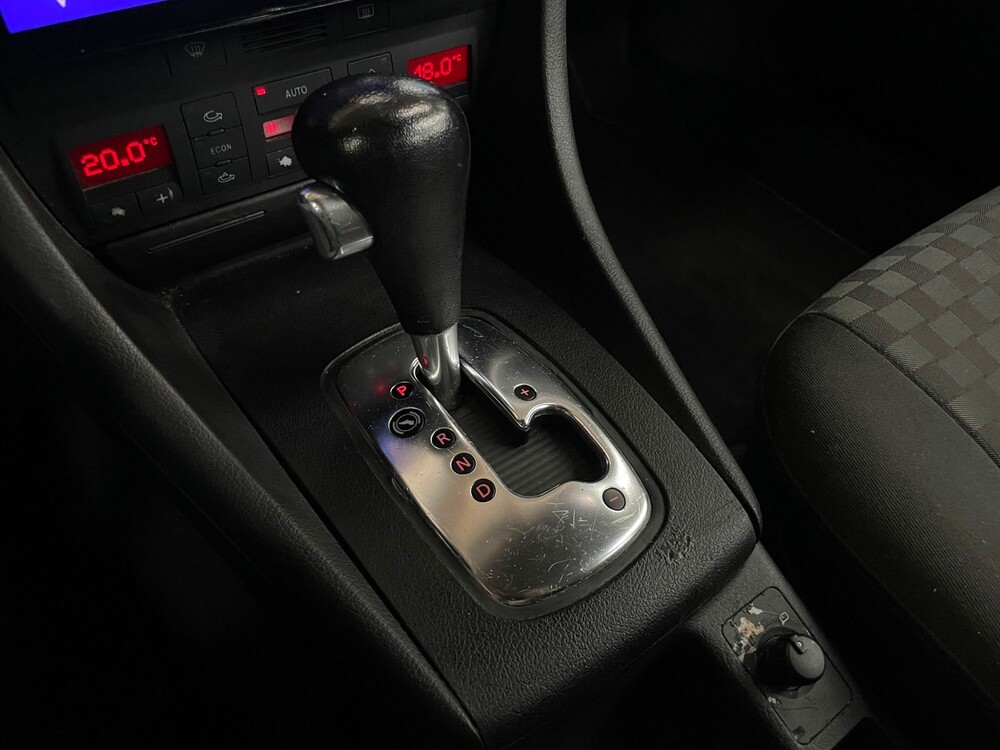 Audi A6 Avant 2.4 Exclusive MT 170PS 2002 -Orig. NL-, 04-JN-TN -Youngtimer-