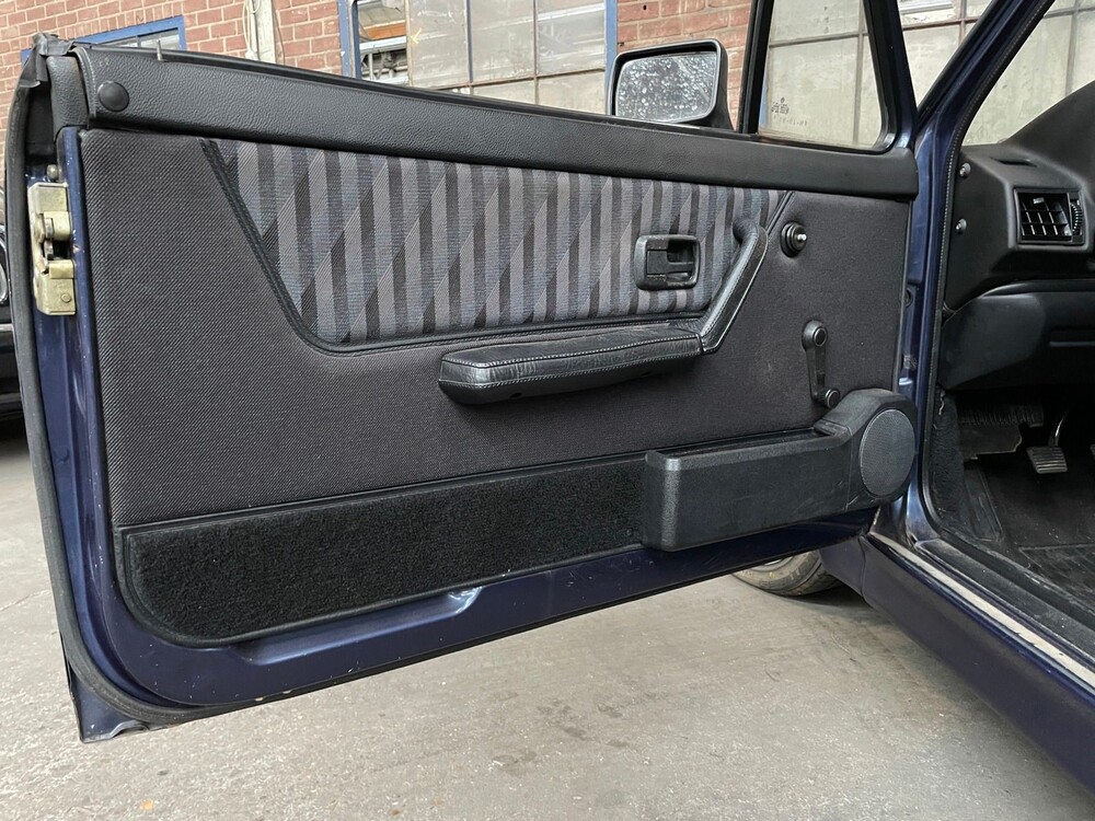 Volkswagen Golf II Cabriolet 1.8 98PS 1992 -Orig. NL-, FN-JB-91 -Youngtimer-